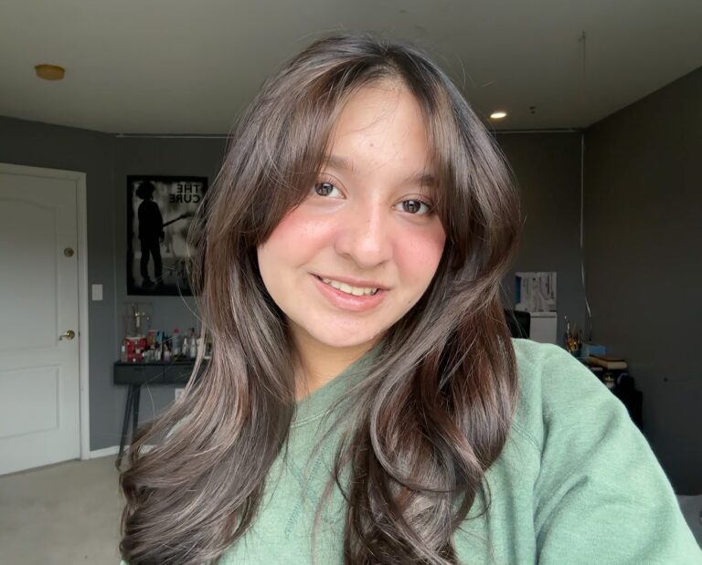 Fellowship Headshot Aria Desai