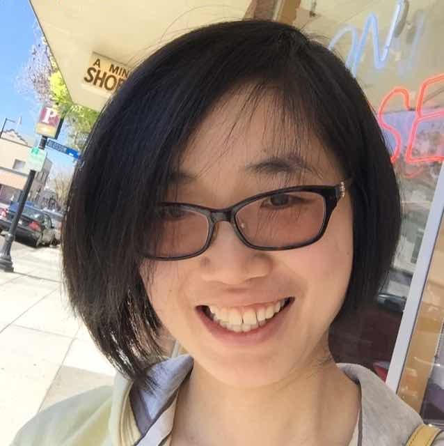 Pei He Headshot